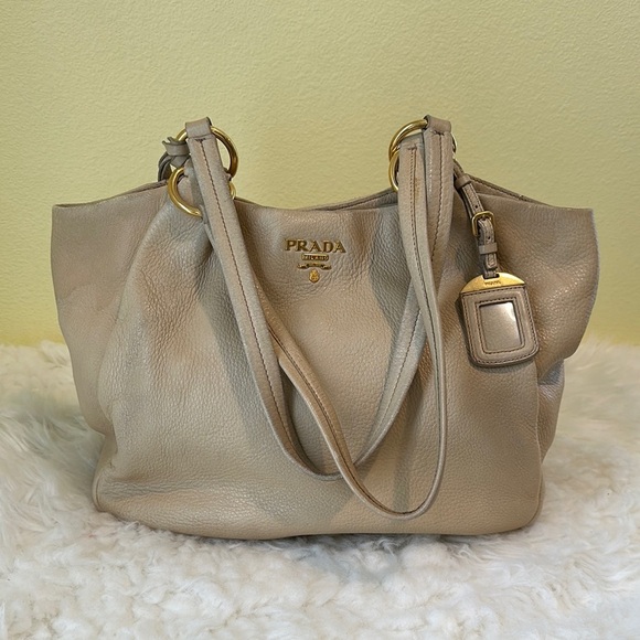 💯Authentic Prada Tote Leather Women's Bag🍀 - Picture 1 of 16